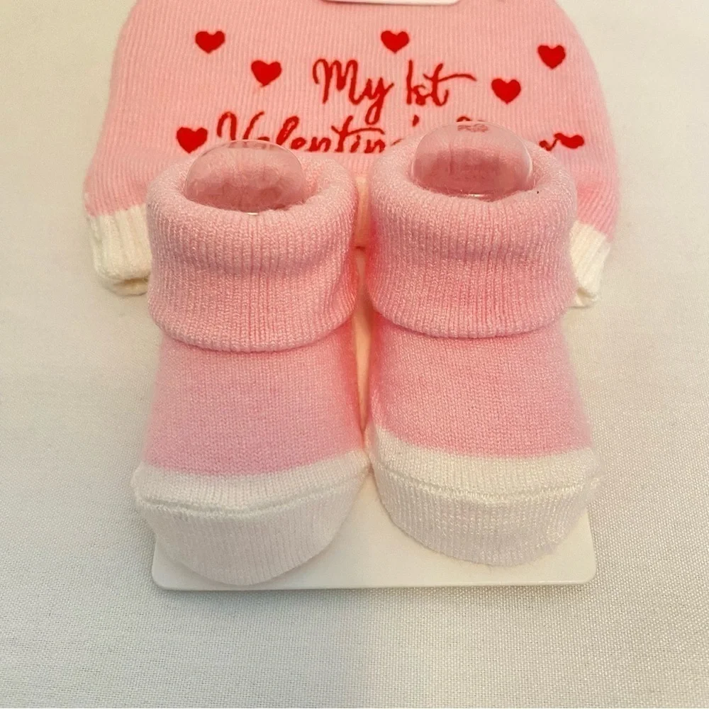 NYGB Baby Girl 1st Valentine's Day Hat & Sock Booties Size 0-6 Months NWT